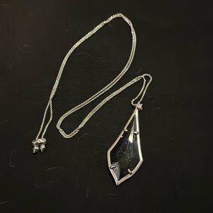 Kendra Scott necklace